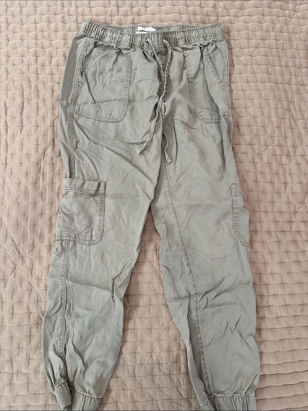 Women’s Olive Drawstring Cargo Jogger Pants
